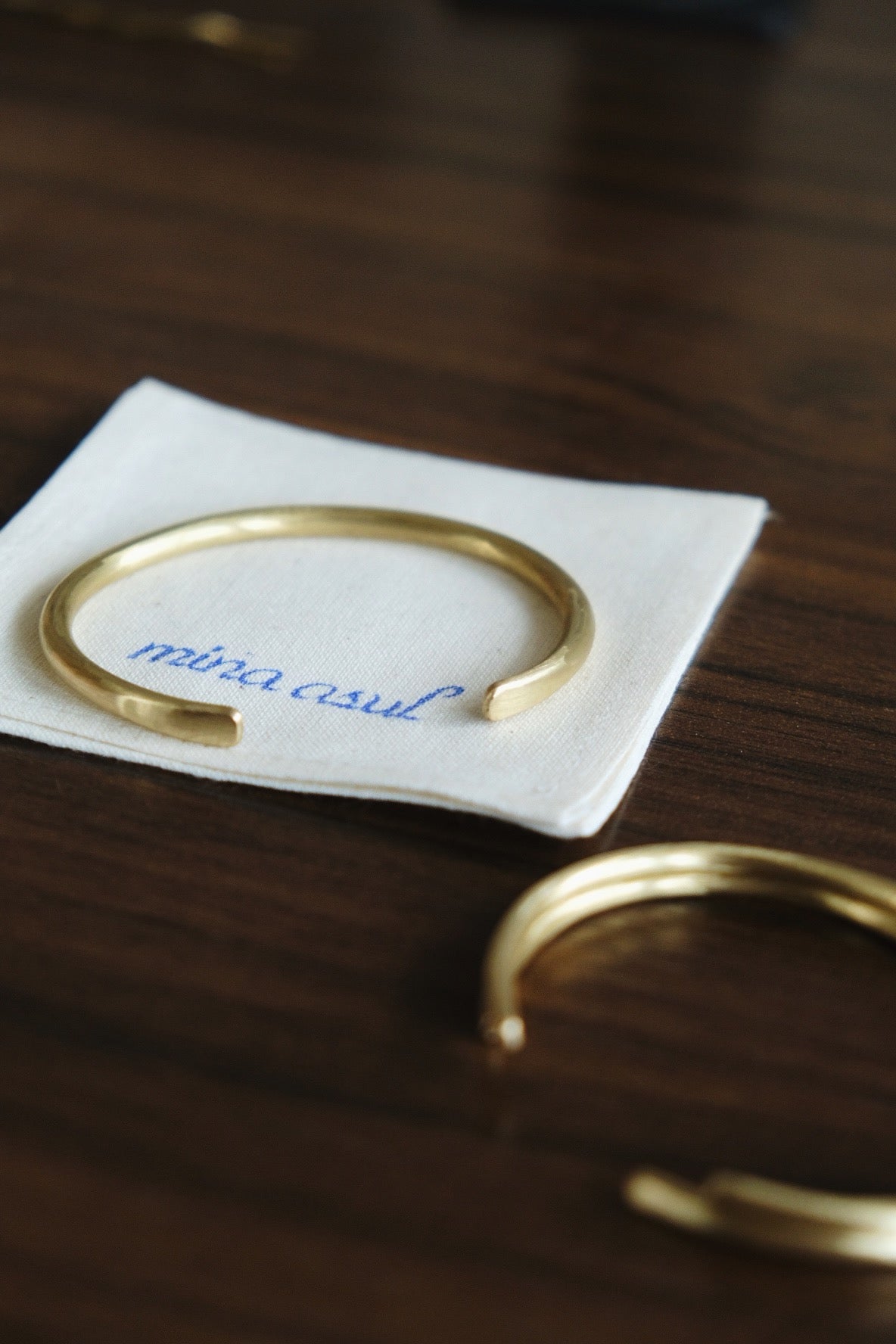 LUNA bangle (per piece)